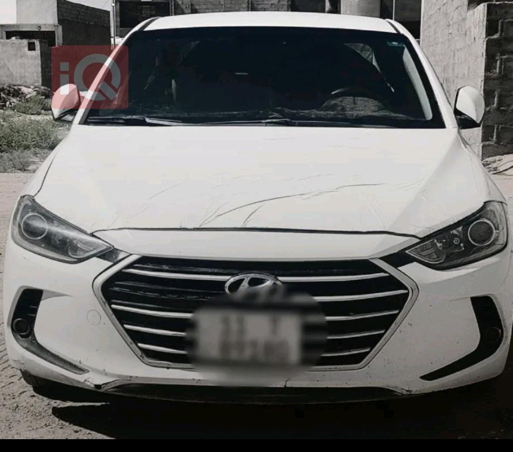 هیوندای ئەلەنترا
